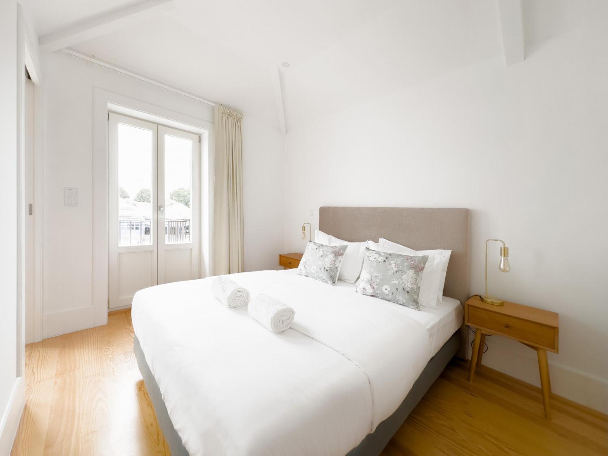 Vibrant Host Solutions-bonfim Porto